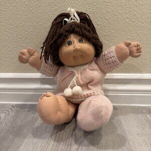 Vintage 1980s Cabbage Patch Kids Doll 15” Brown Hair Dreads Hazel Eyes